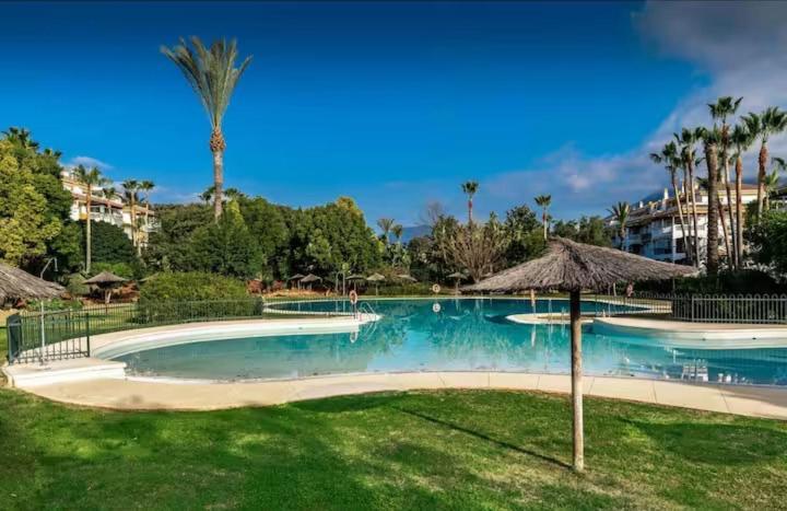 C127 Luxurious Designer Walk To Puerto Banus